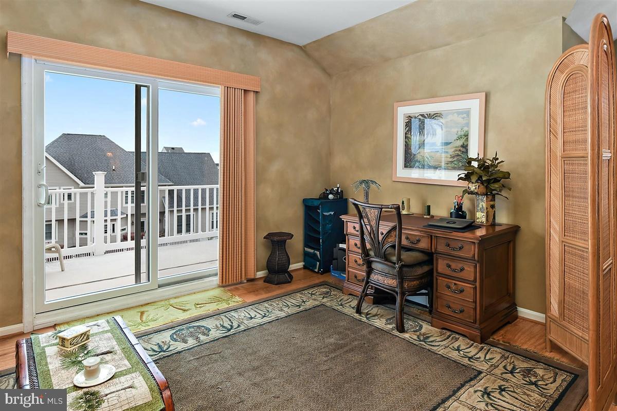 STONE HARBOR - Residential