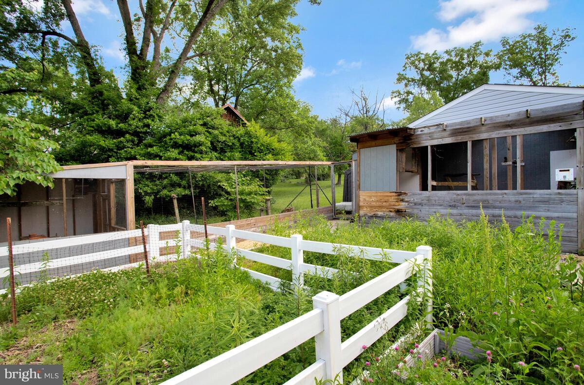 BARNESVILLE - Residential