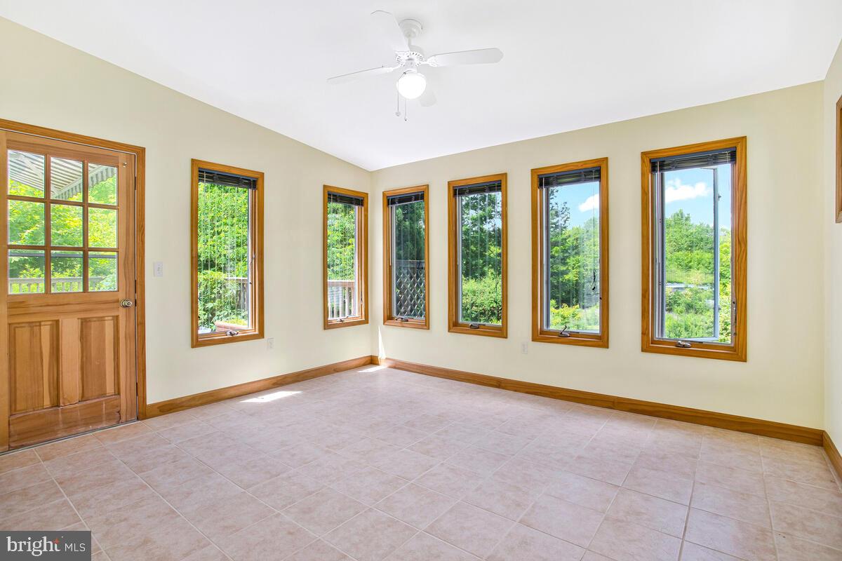 BARNESVILLE - Residential