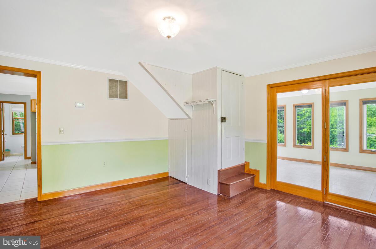 BARNESVILLE - Residential