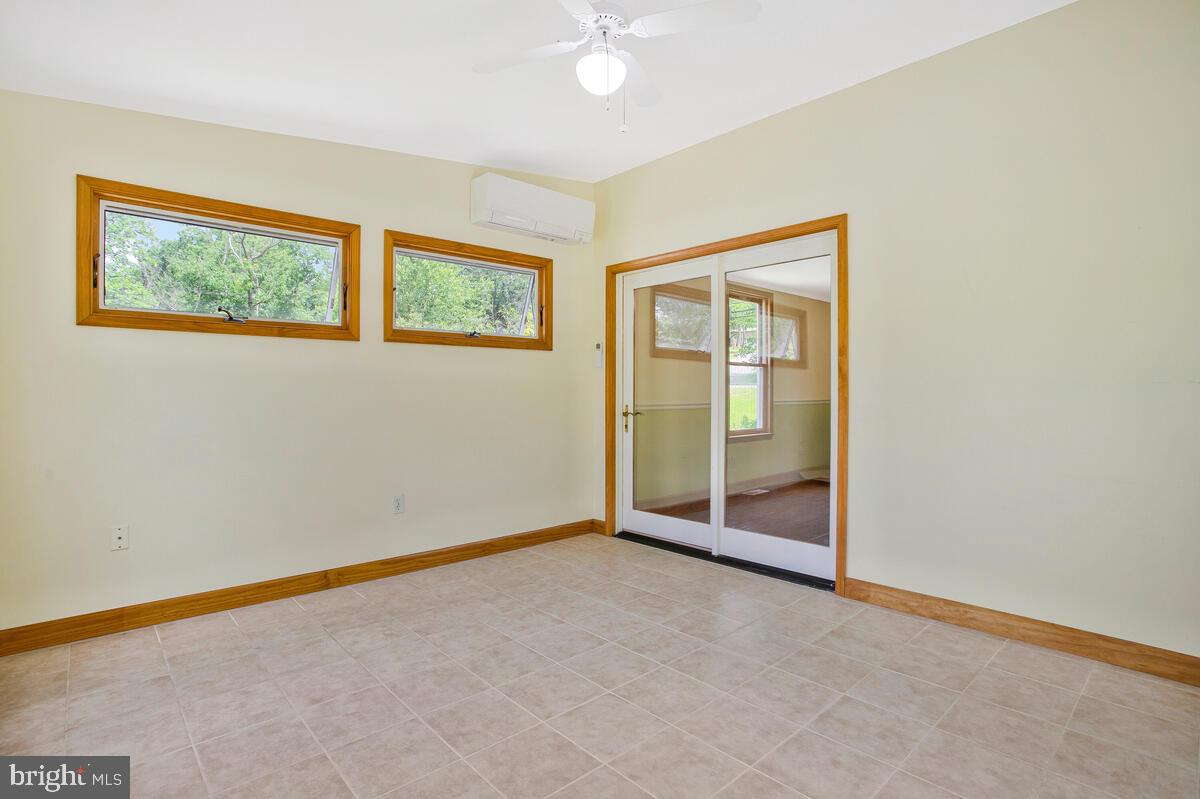 BARNESVILLE - Residential