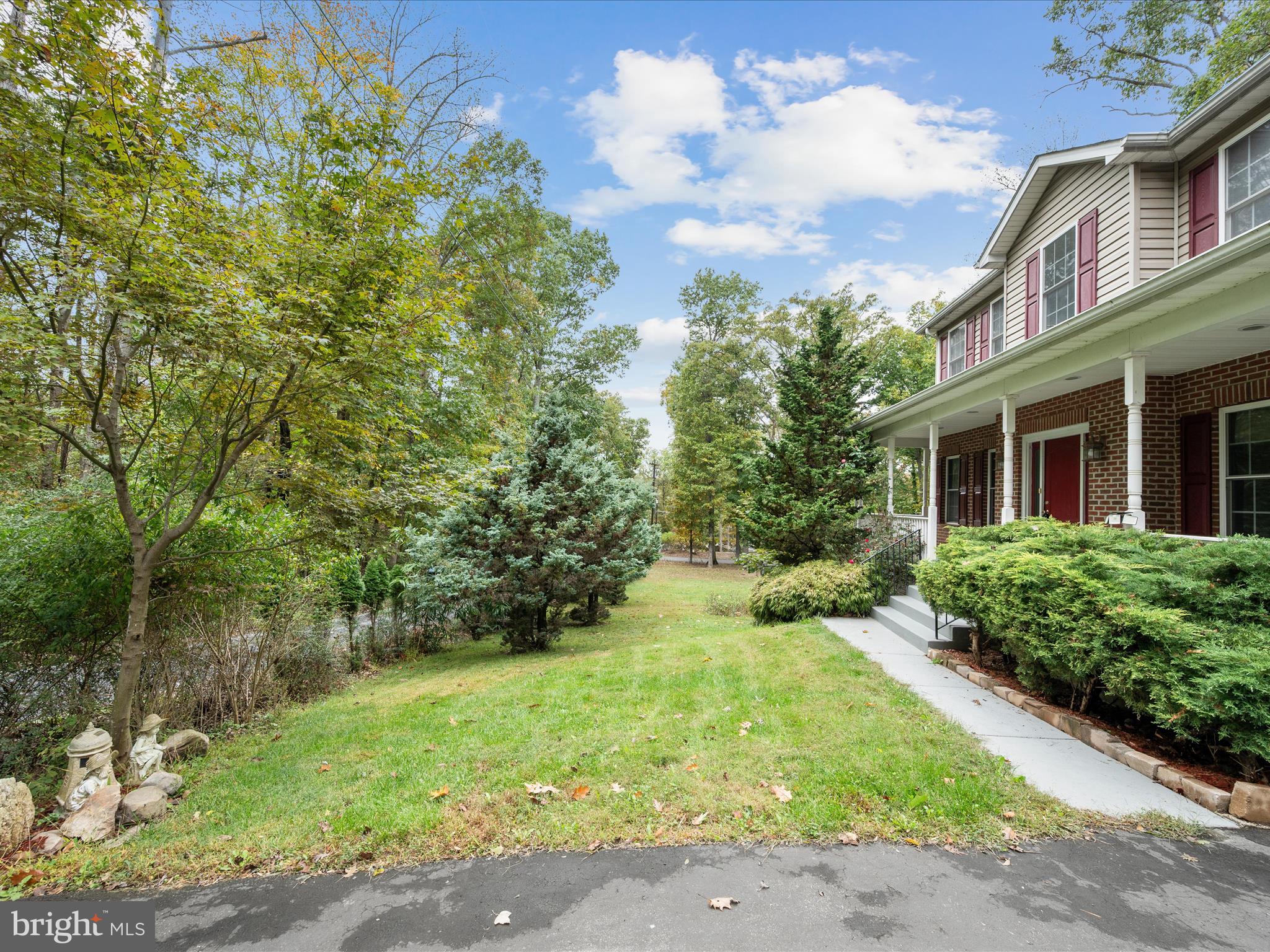 SHANNONDALE - Residential