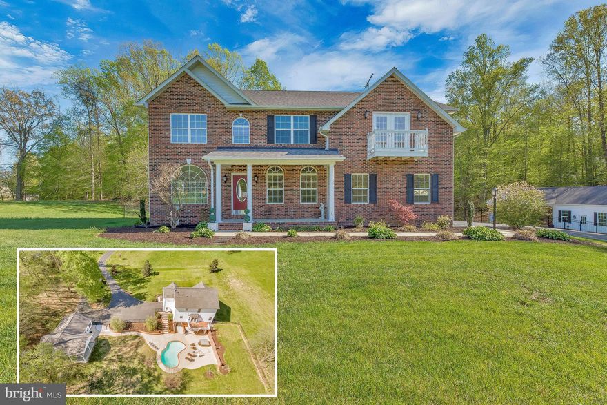 Immaculate 3 bd 3.5 ba colonial on 3 acres! Great house for entertaining w/ in-ground pool, hot tub, deck off of ktchn, lrg patio around the pool & 2 car det. gar. w/ bar & 1/2 ba. Freshly painted & new carpet upstairs! Lrg ktchn w/ island, brkfst bar, ss appl. & granite countertops. Formal living/dining rooms. Breath taking 2 story fmly rm w/ gas fp. Tobacco Barn & home warranty incl!