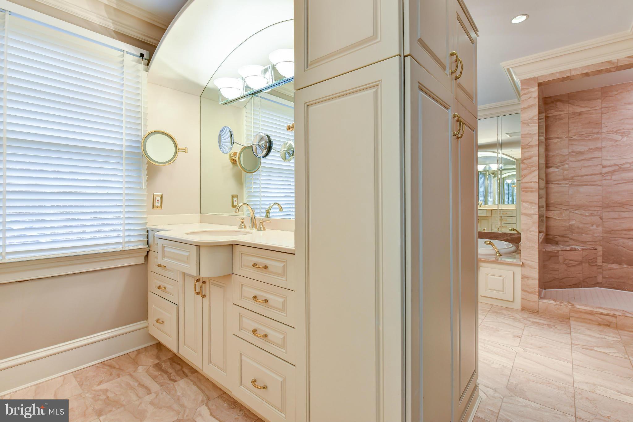 HARBORSIDE - Residential