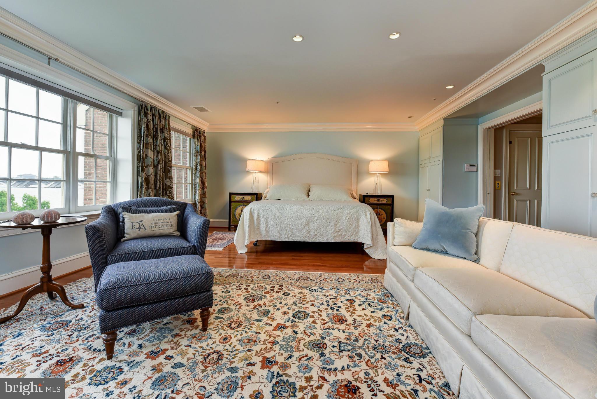 HARBORSIDE - Residential