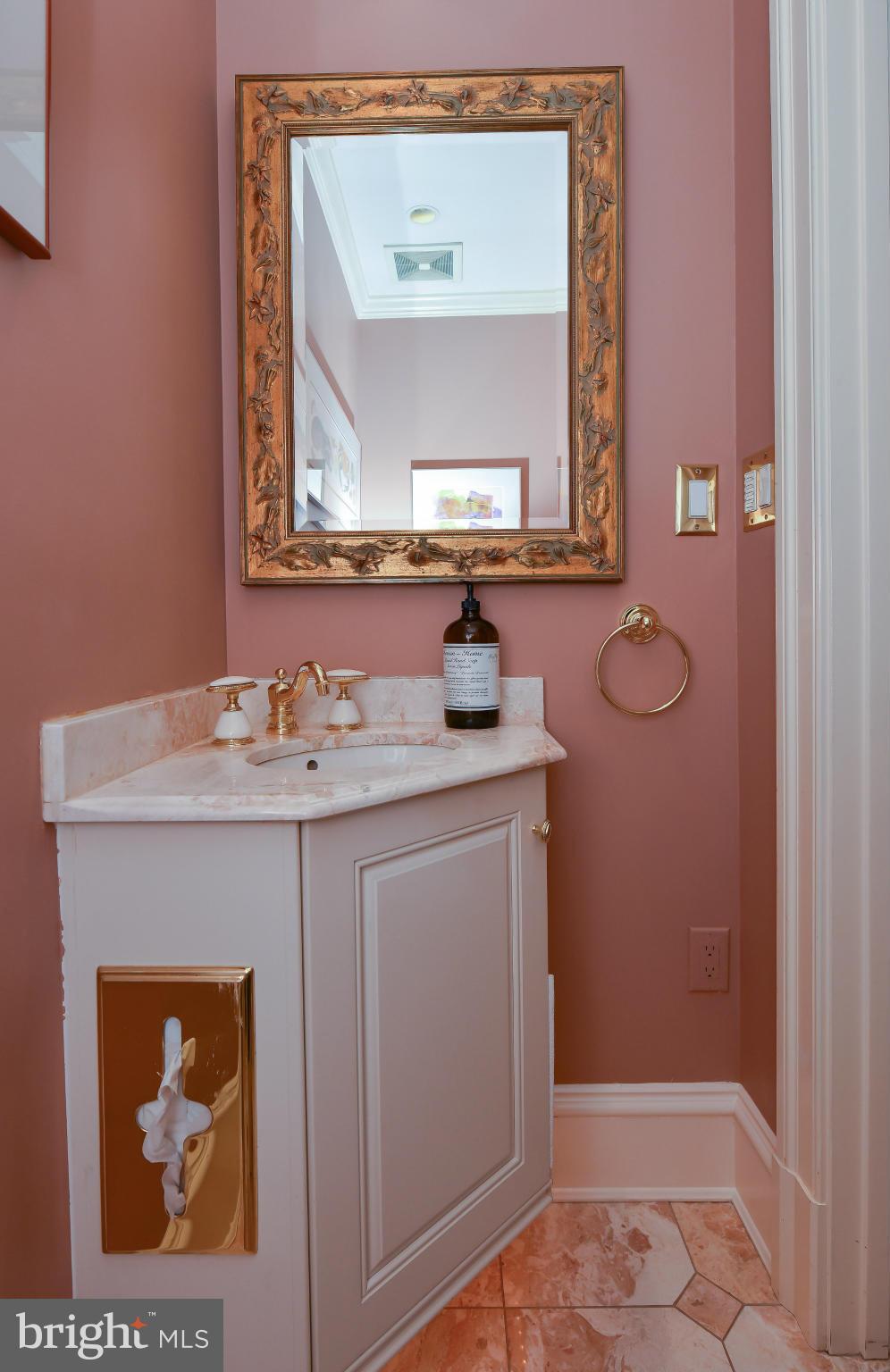 HARBORSIDE - Residential