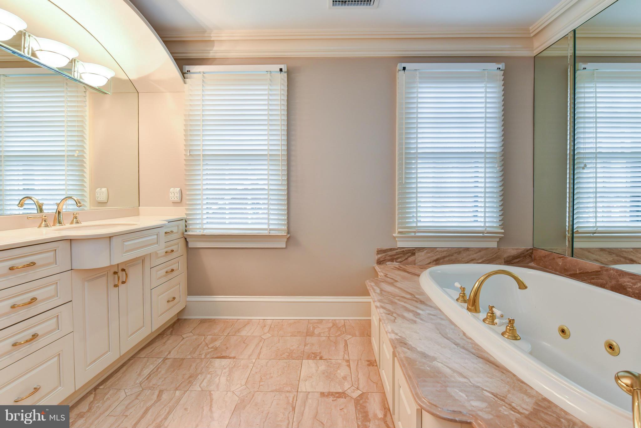 HARBORSIDE - Residential