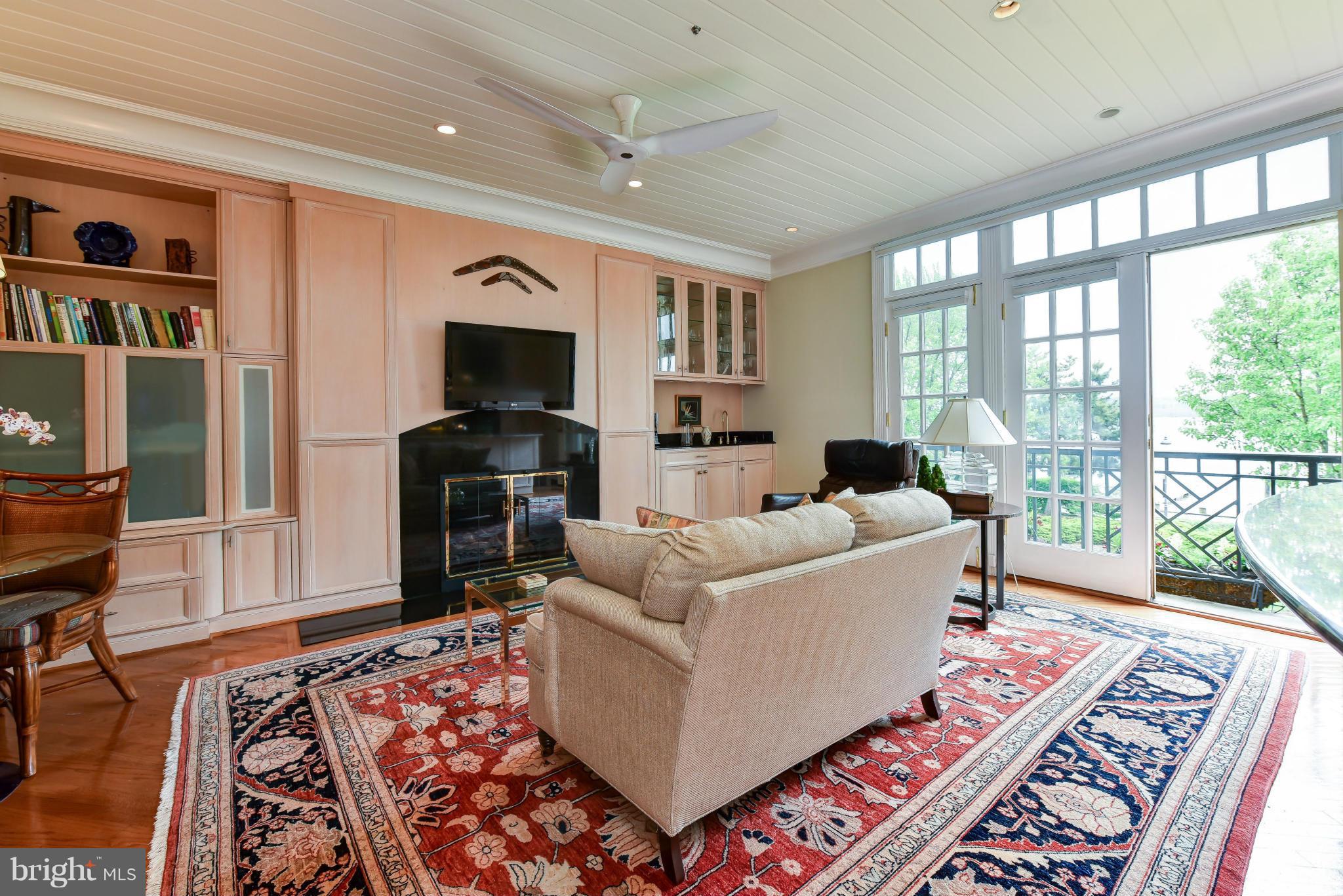 HARBORSIDE - Residential