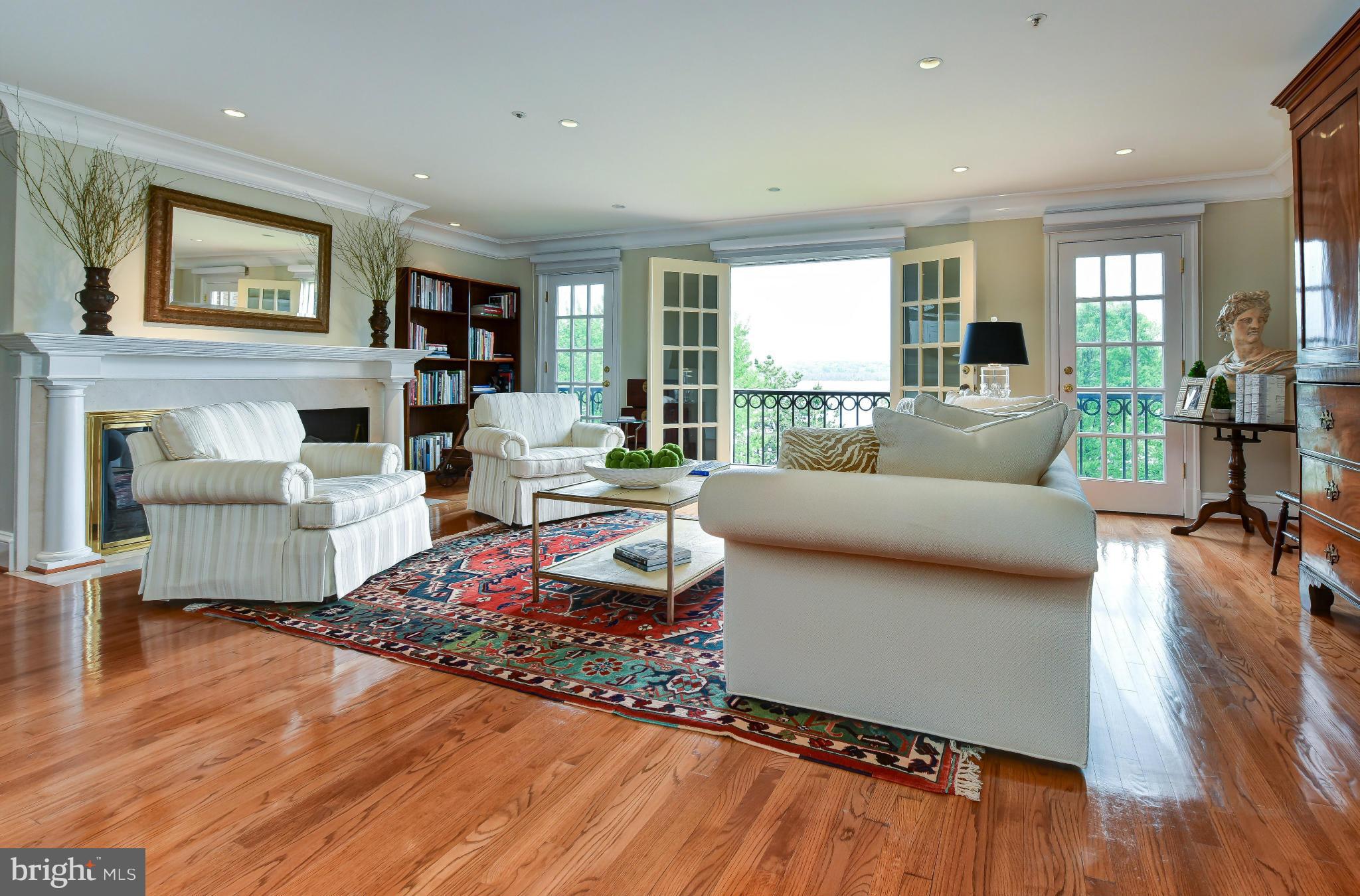 HARBORSIDE - Residential