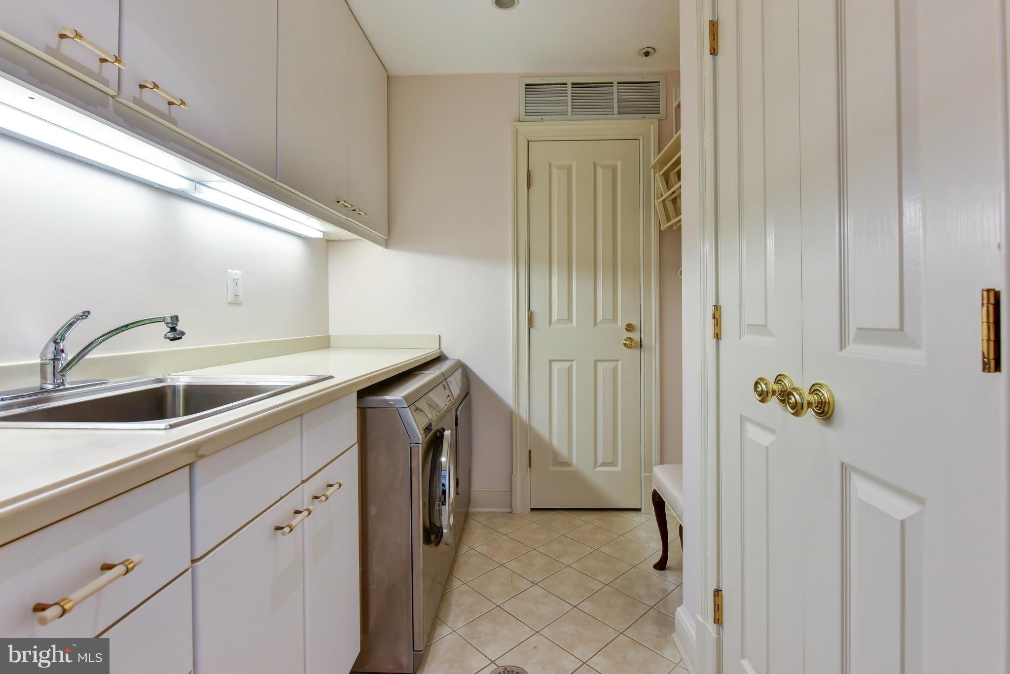 HARBORSIDE - Residential