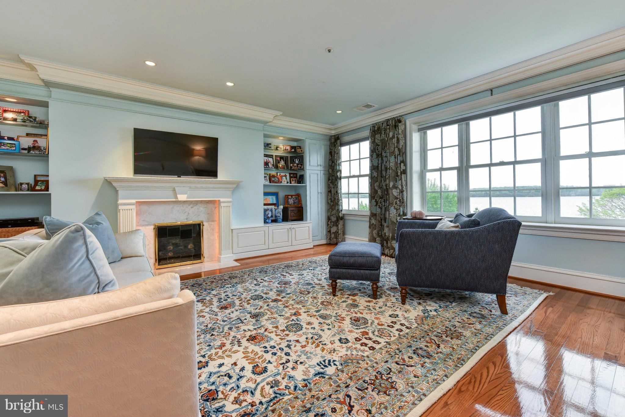 HARBORSIDE - Residential