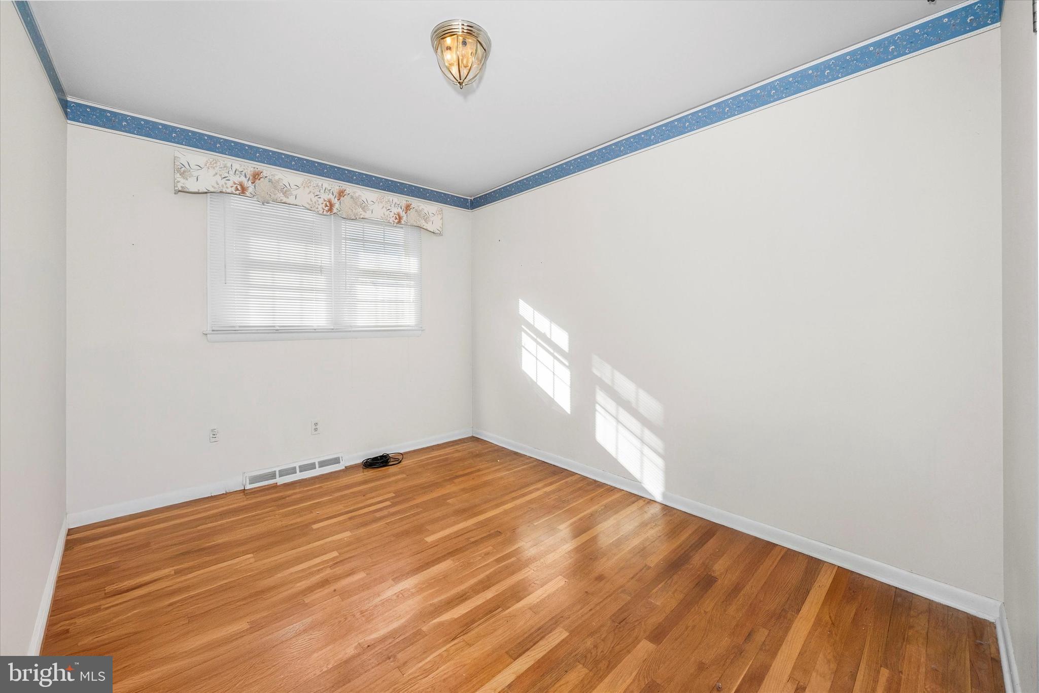 TYBROOK - Residential