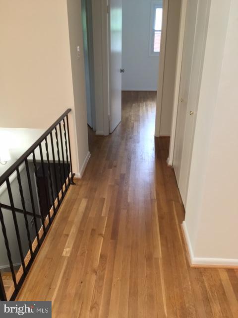 LAYHILL SOUTH - Residential Lease