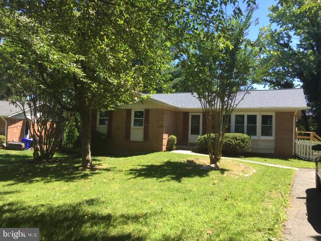 LAYHILL SOUTH - Residential Lease