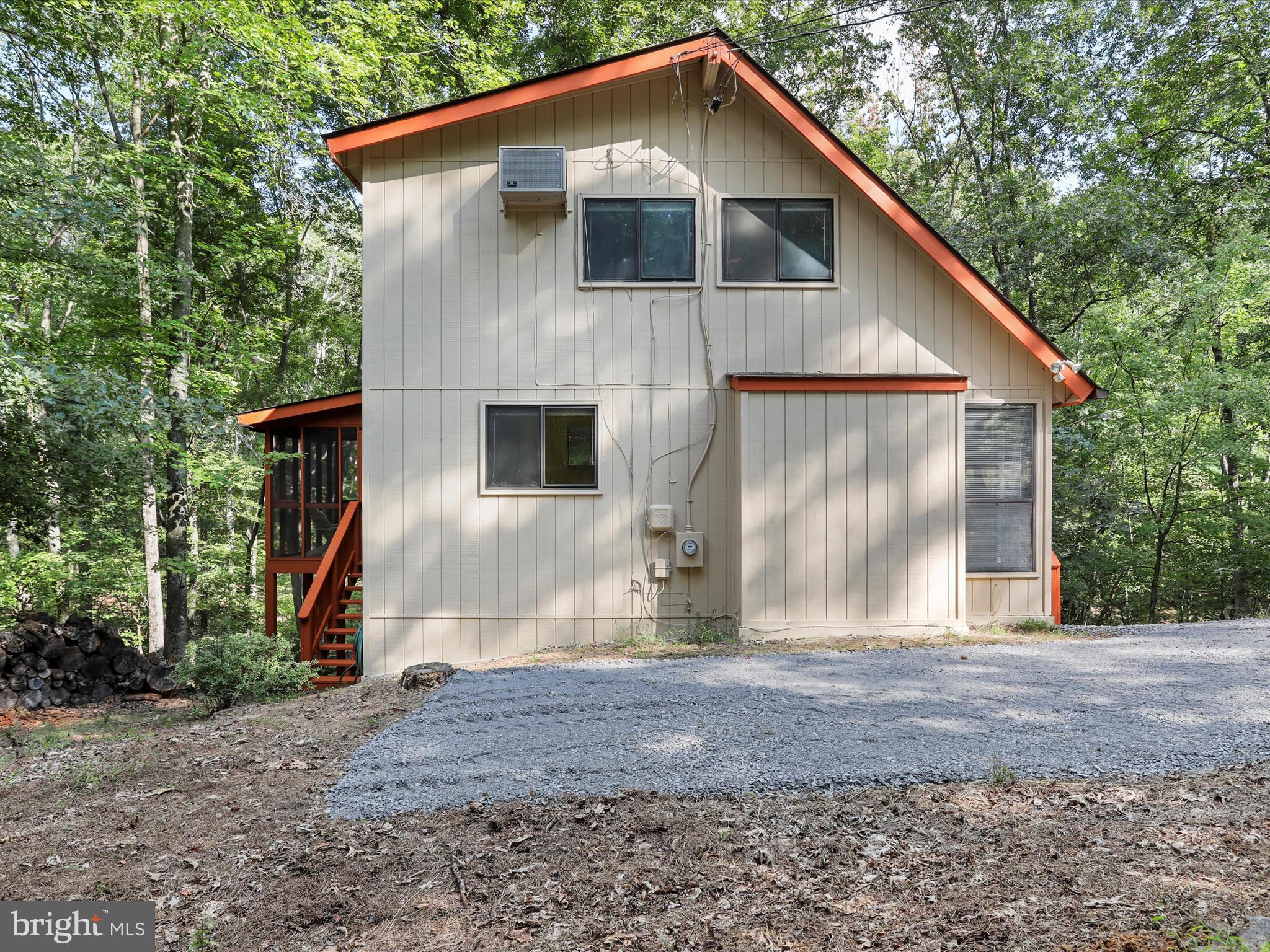 THE WOODS - Residential