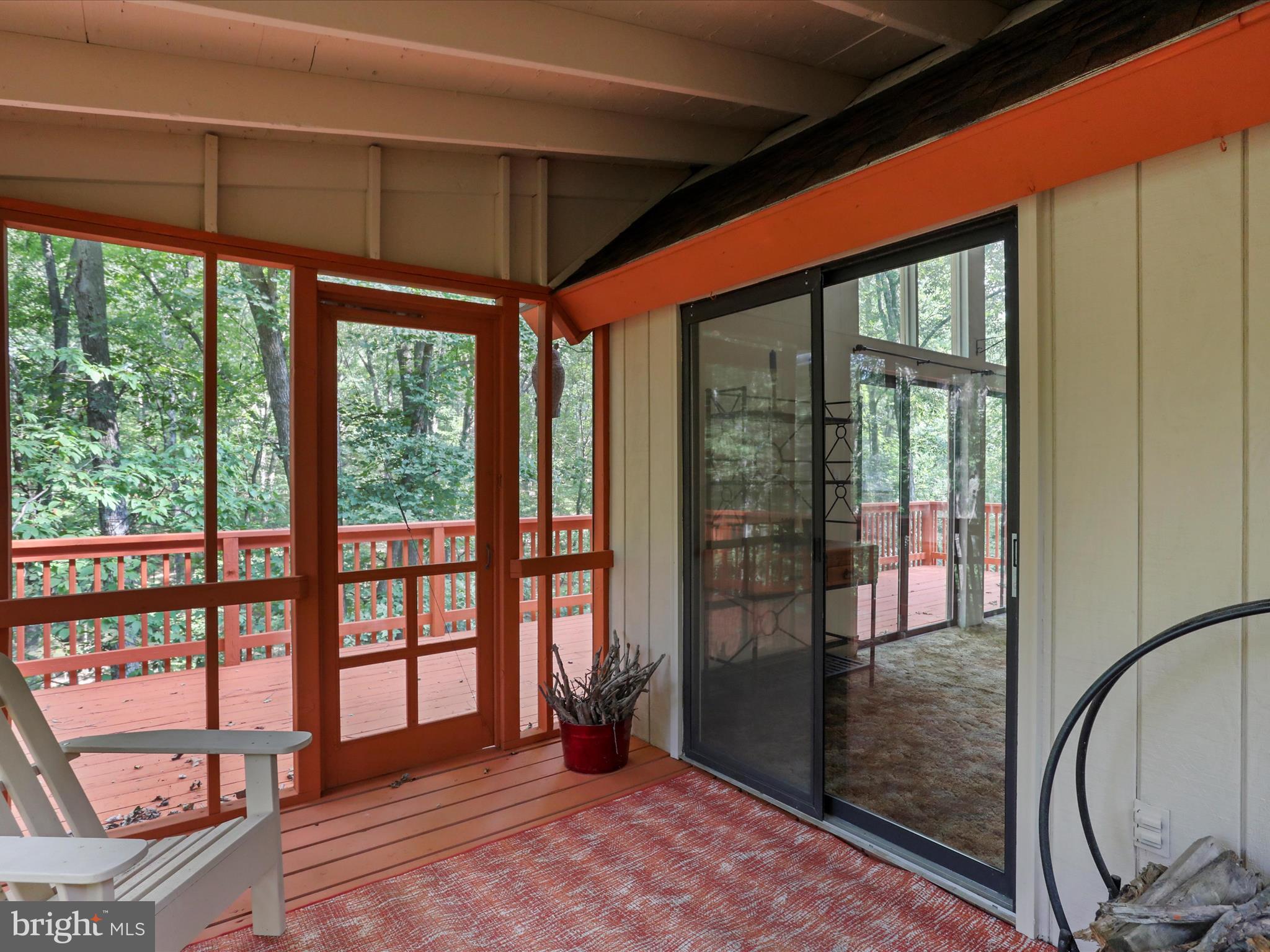 THE WOODS - Residential