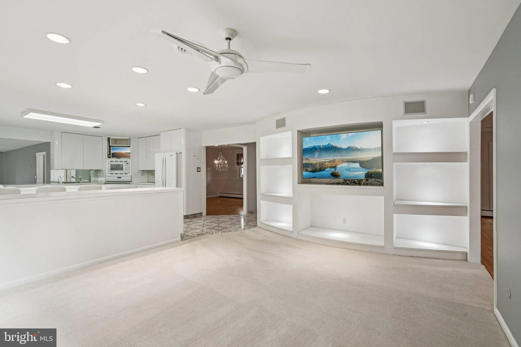 Huntingdon Valley, Pennsylvania 19006, United States, 4 Bedrooms Bedrooms, ,3 BathroomsBathrooms,Residential,Active,190681