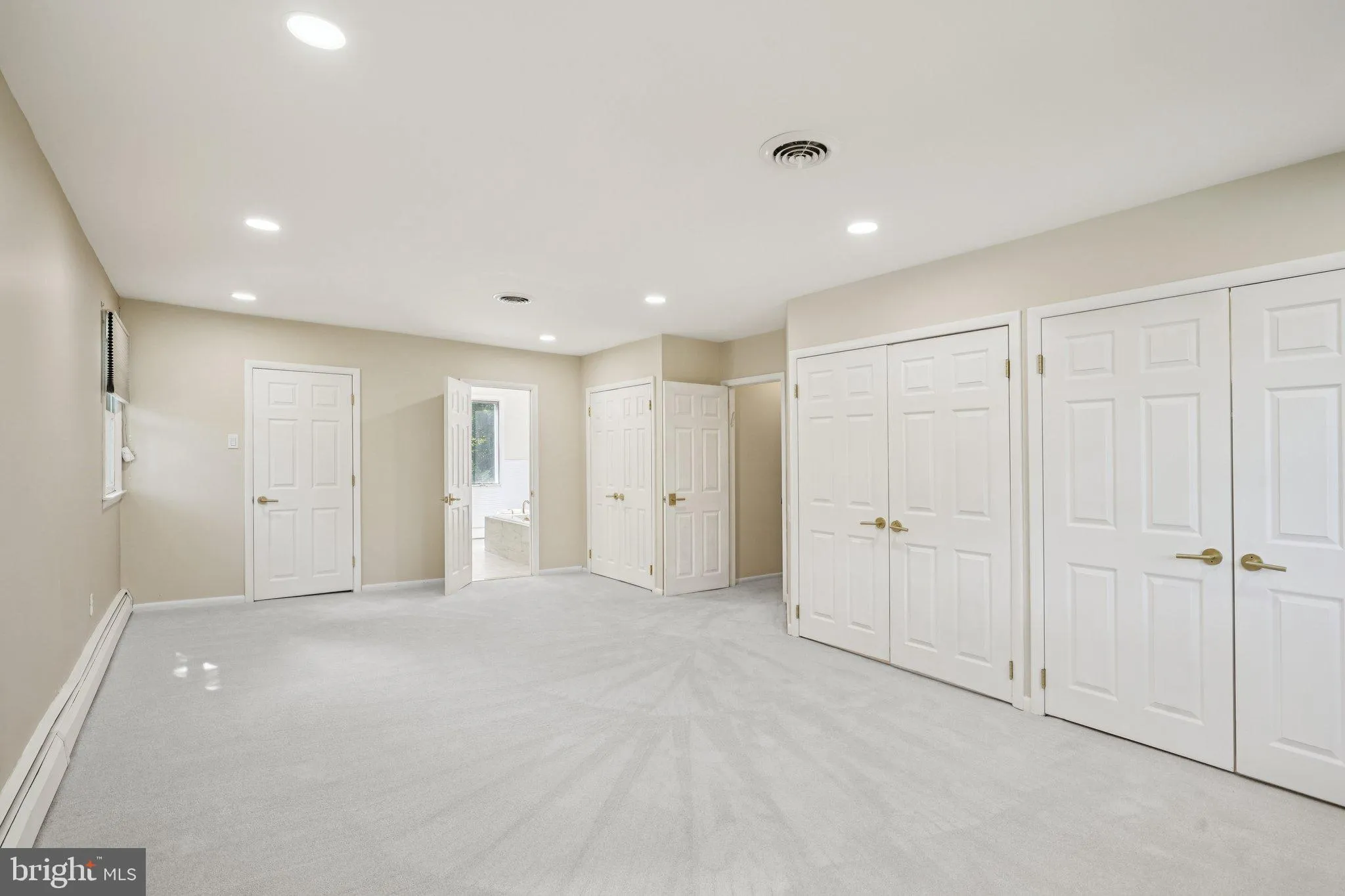 Huntingdon Valley, Pennsylvania 19006, United States, 4 Bedrooms Bedrooms, ,3 BathroomsBathrooms,Residential,Active,190681