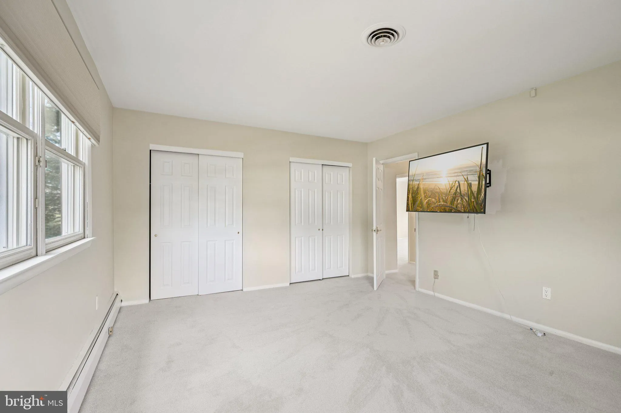 Huntingdon Valley, Pennsylvania 19006, United States, 4 Bedrooms Bedrooms, ,3 BathroomsBathrooms,Residential,Active,190681