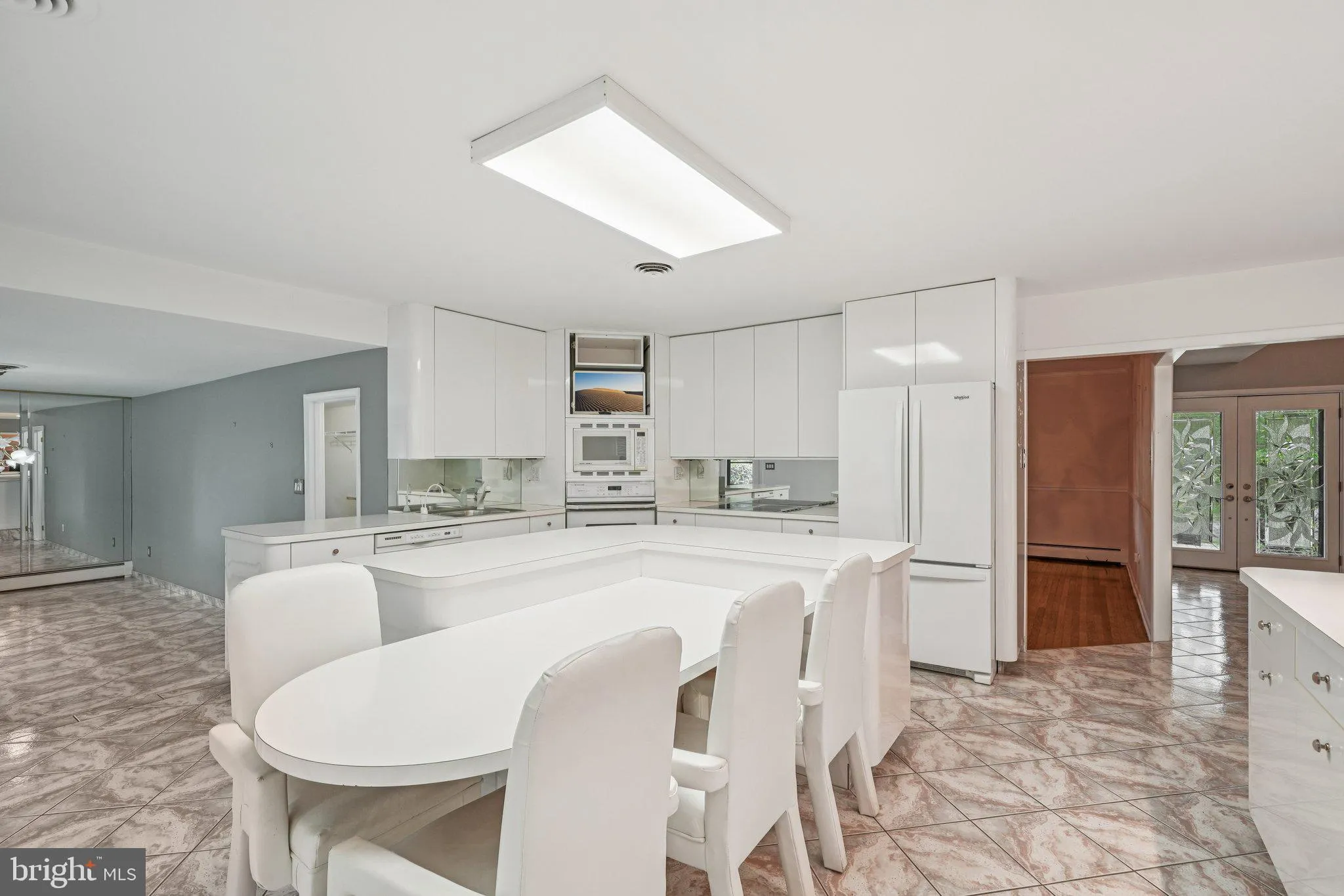 Huntingdon Valley, Pennsylvania 19006, United States, 4 Bedrooms Bedrooms, ,3 BathroomsBathrooms,Residential,Active,190681