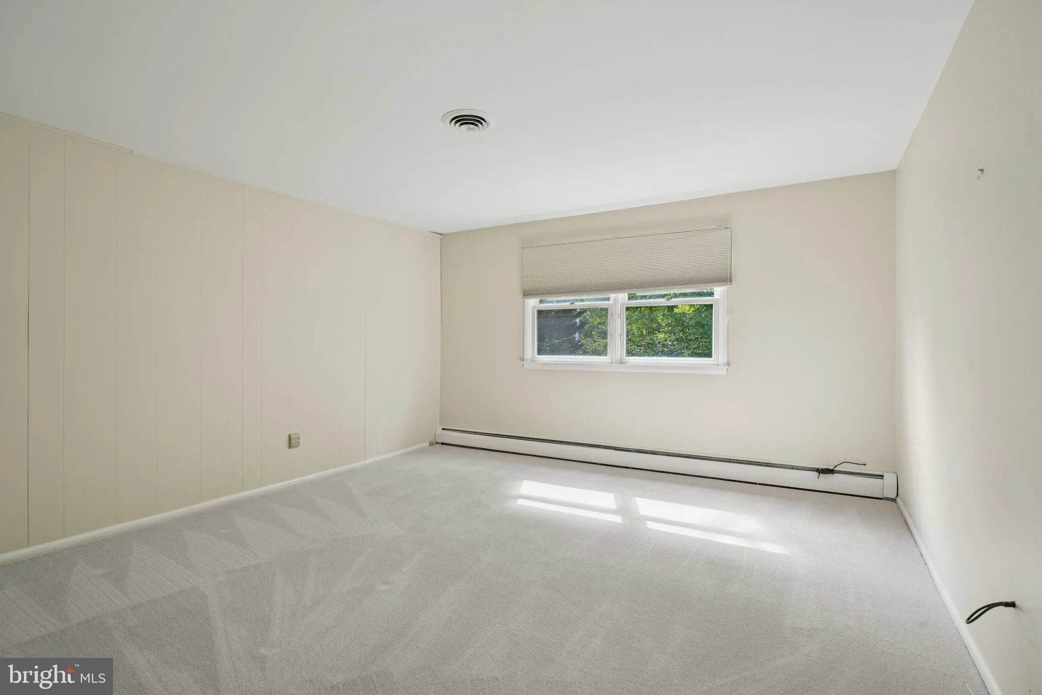 Huntingdon Valley, Pennsylvania 19006, United States, 4 Bedrooms Bedrooms, ,3 BathroomsBathrooms,Residential,Active,190681