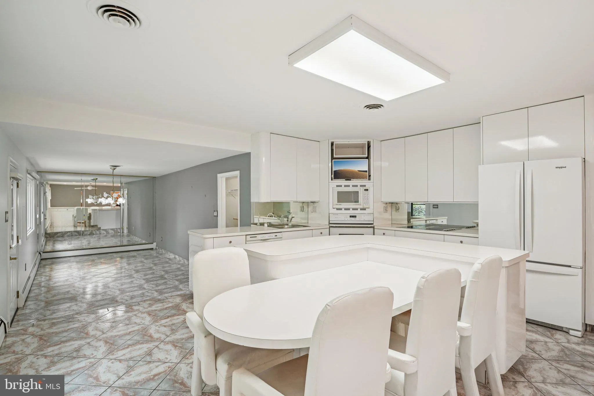 Huntingdon Valley, Pennsylvania 19006, United States, 4 Bedrooms Bedrooms, ,3 BathroomsBathrooms,Residential,Active,190681