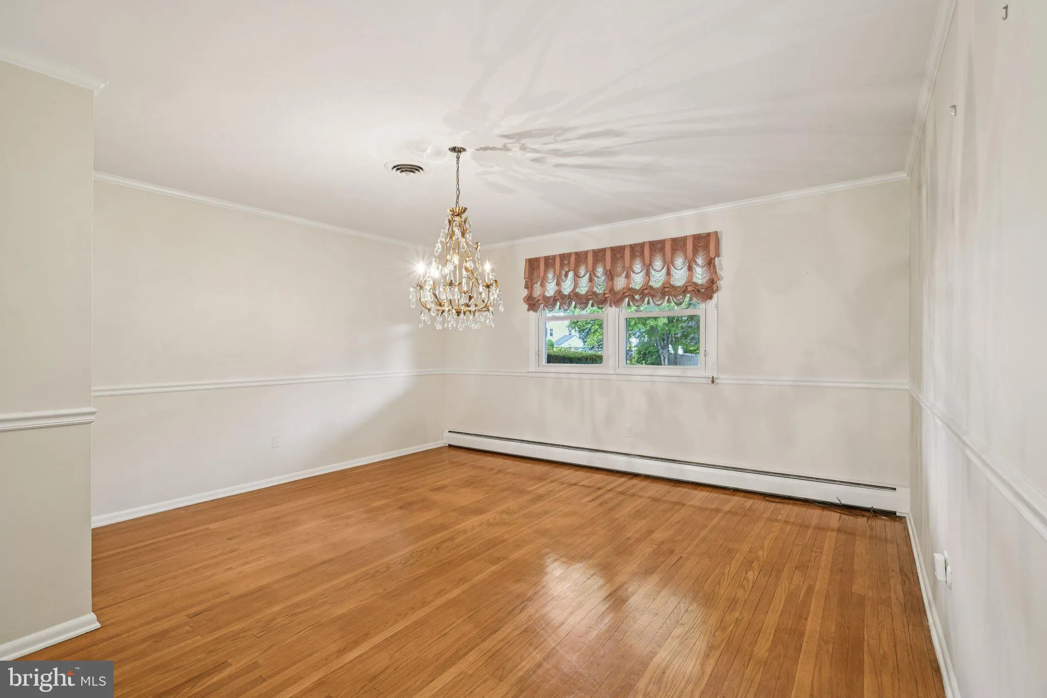 Huntingdon Valley, Pennsylvania 19006, United States, 4 Bedrooms Bedrooms, ,3 BathroomsBathrooms,Residential,Active,190681