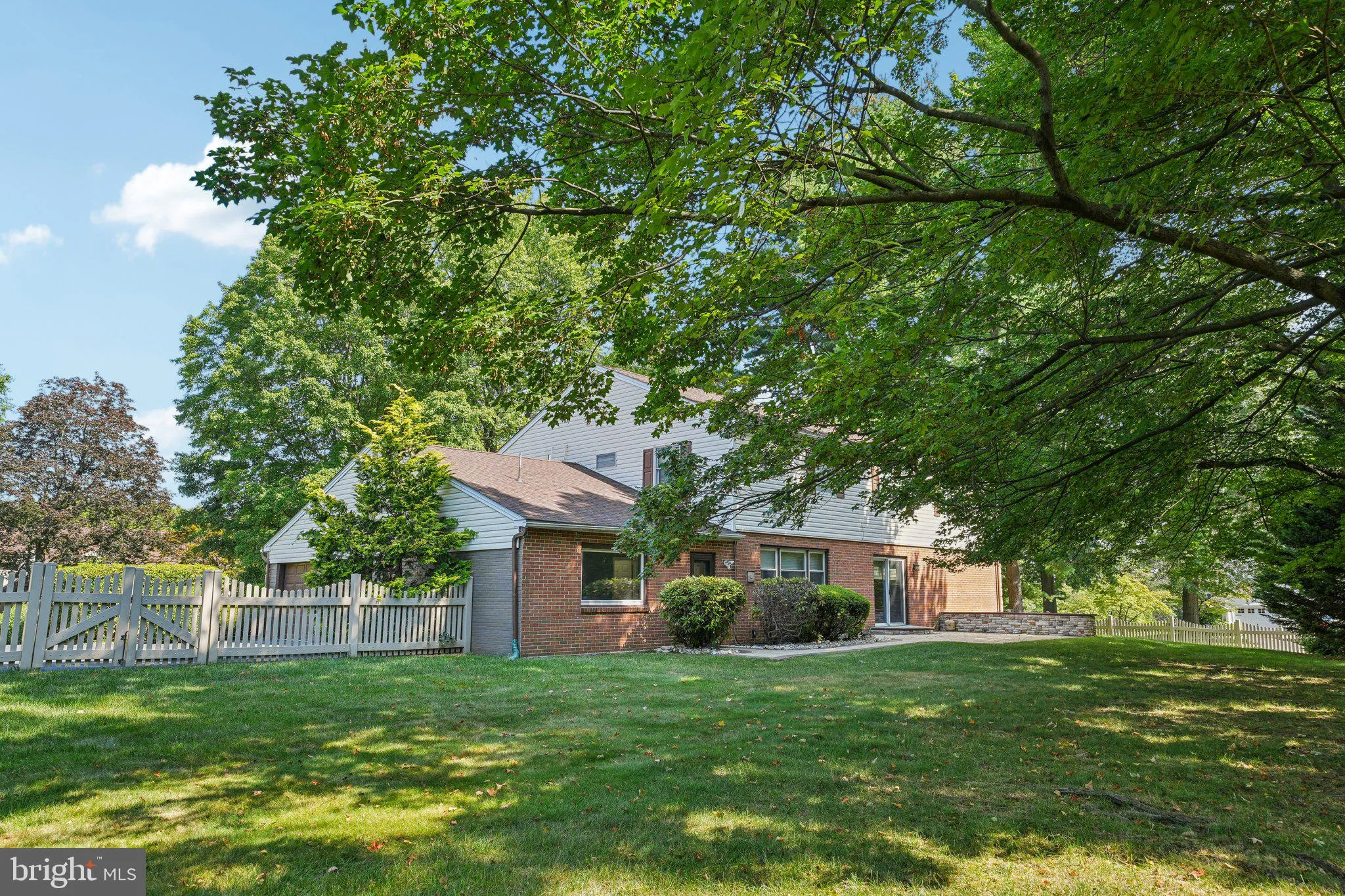 Huntingdon Valley, Pennsylvania 19006, United States, 4 Bedrooms Bedrooms, ,3 BathroomsBathrooms,Residential,Active,190681