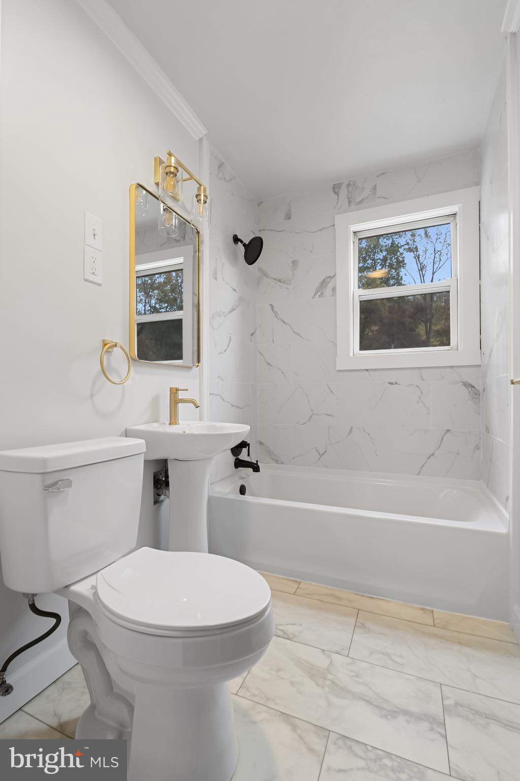 SWAN MEADOWS - Residential