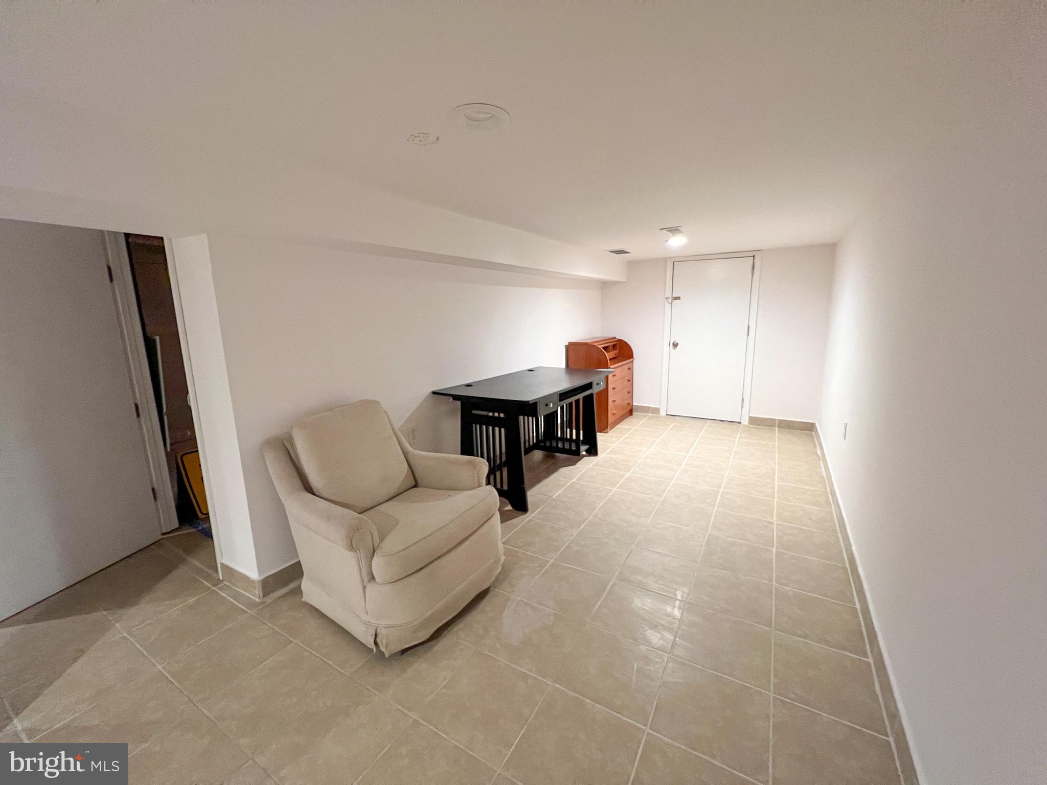 EASTERWOOD - Residential