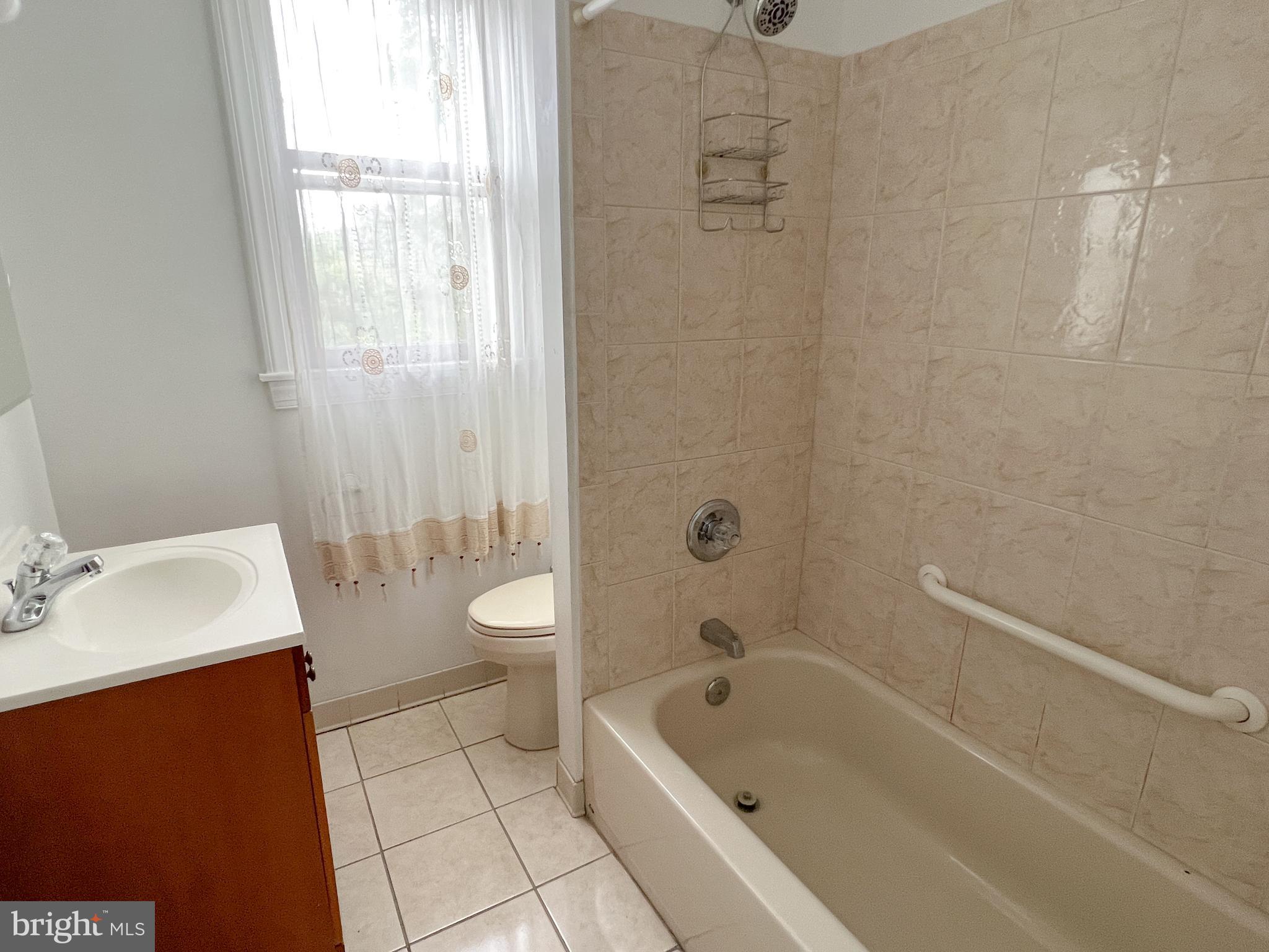 EASTERWOOD - Residential