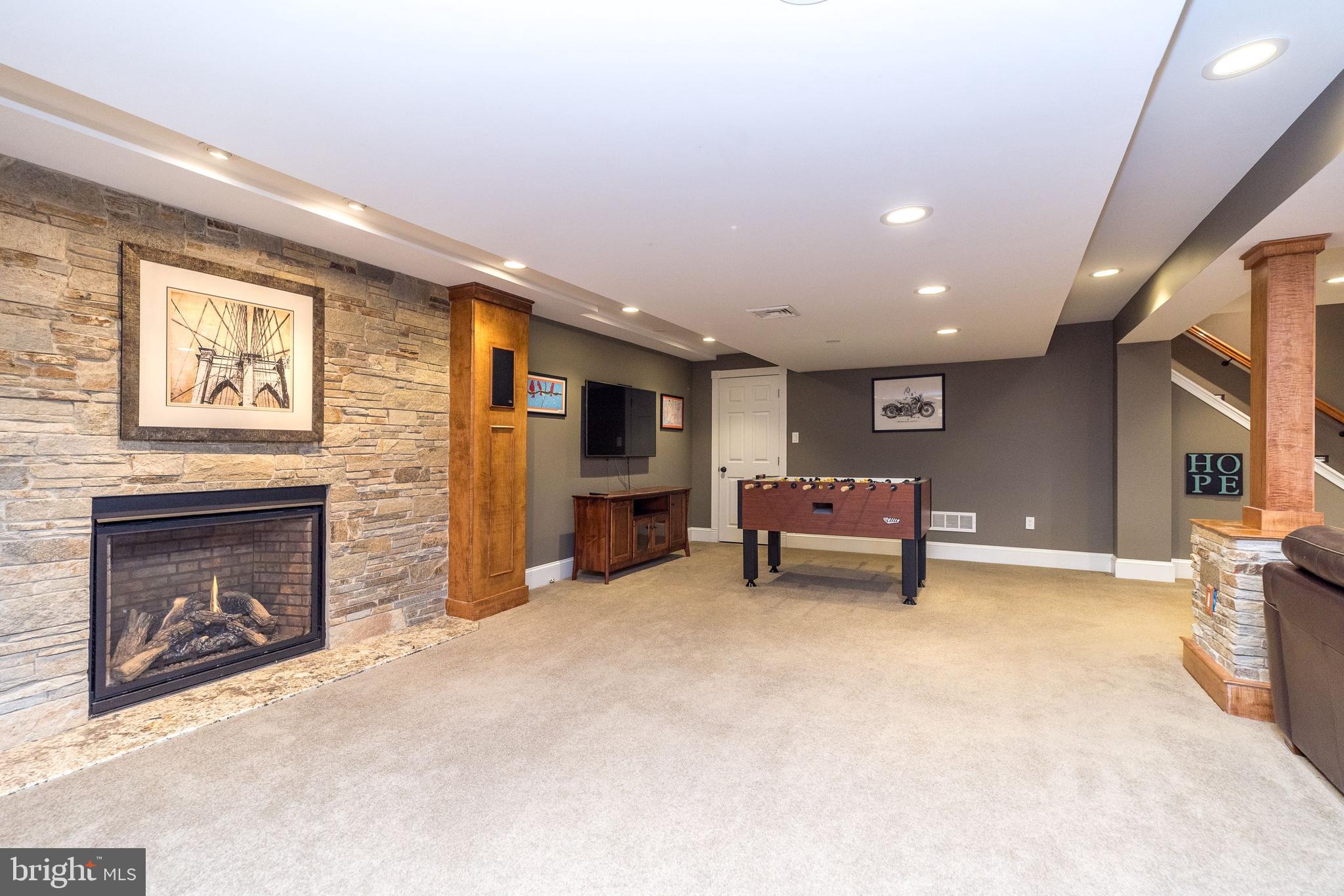 BRIDLE ESTATES - Residential