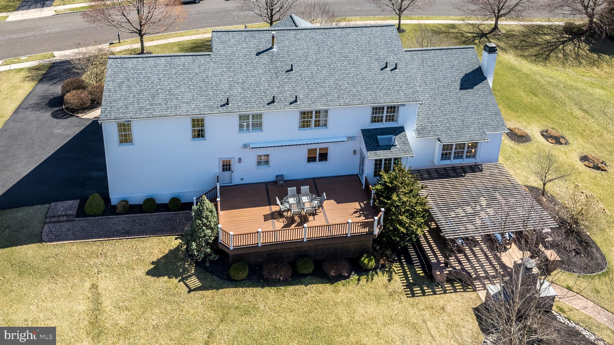 BRIDLE ESTATES - Residential