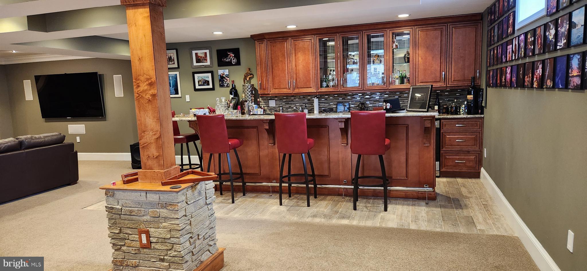 BRIDLE ESTATES - Residential