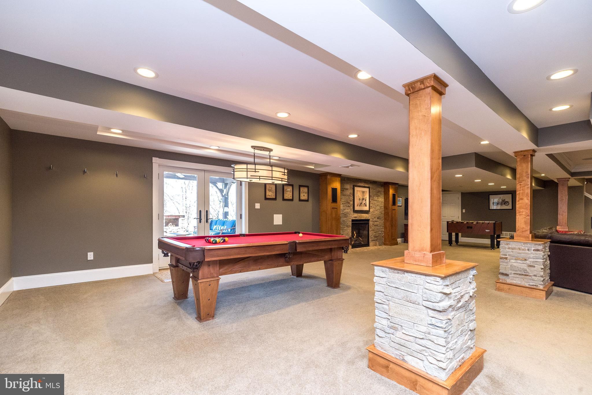 BRIDLE ESTATES - Residential