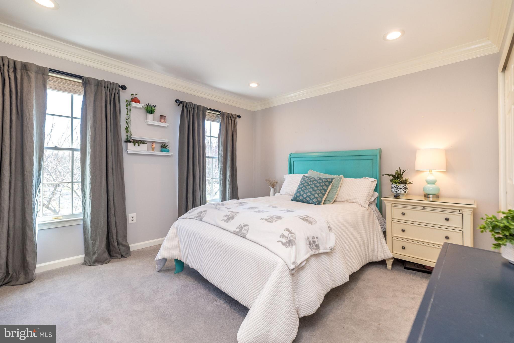 BRIDLE ESTATES - Residential