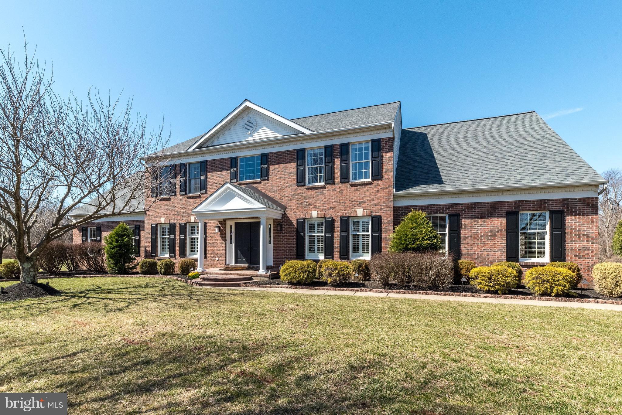 BRIDLE ESTATES - Residential