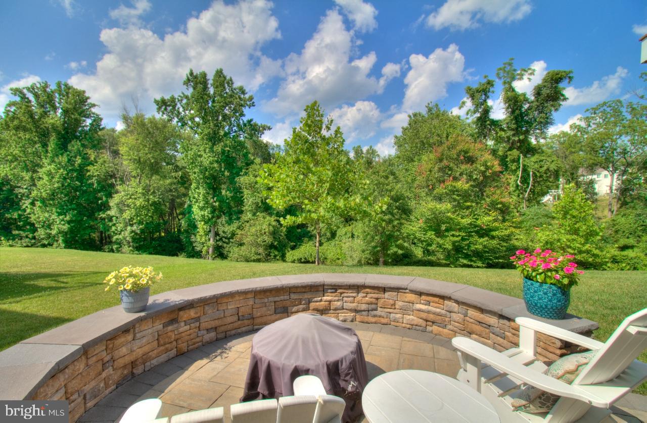 BLAKES LEGACY - Residential