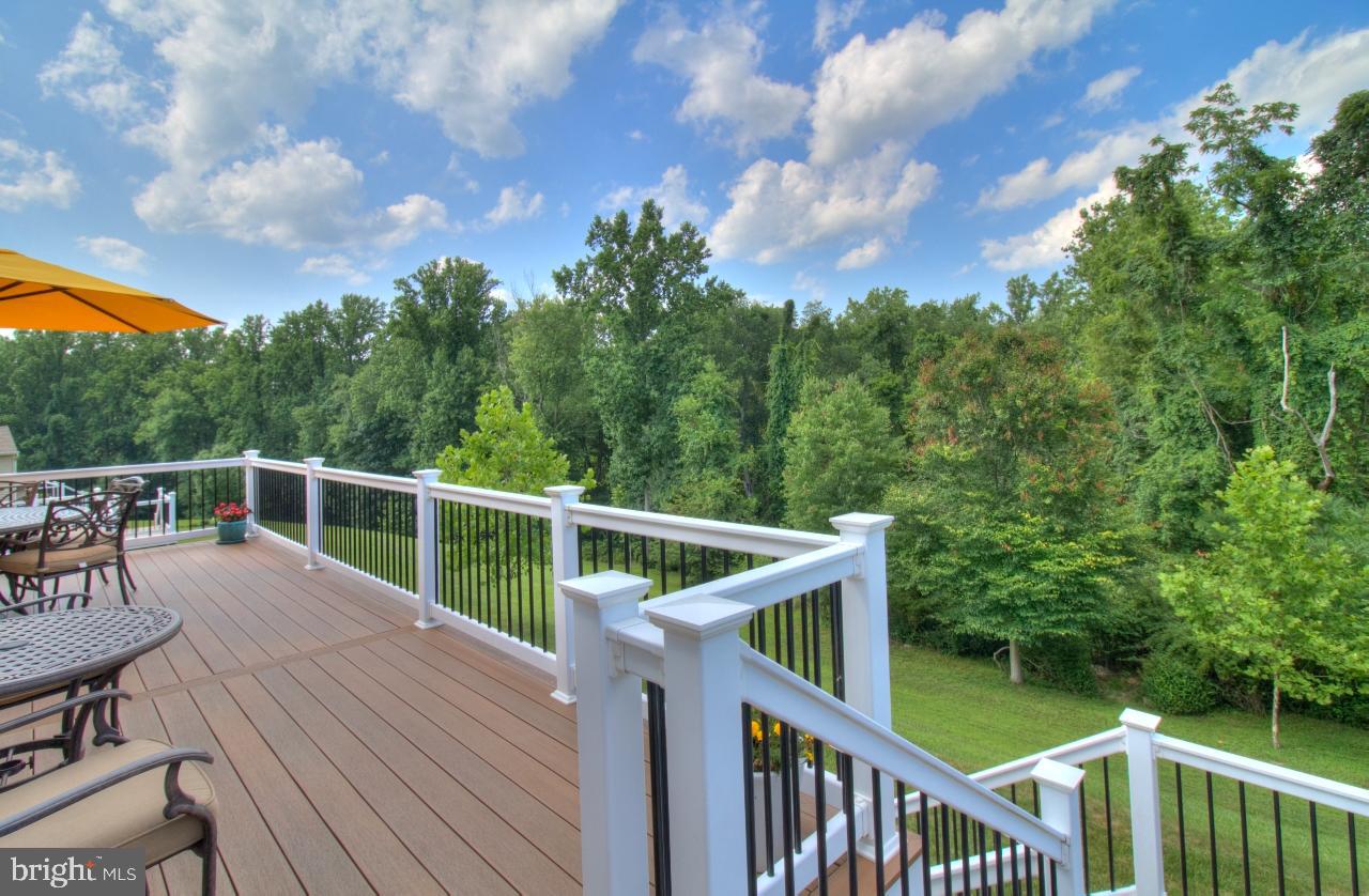 BLAKES LEGACY - Residential