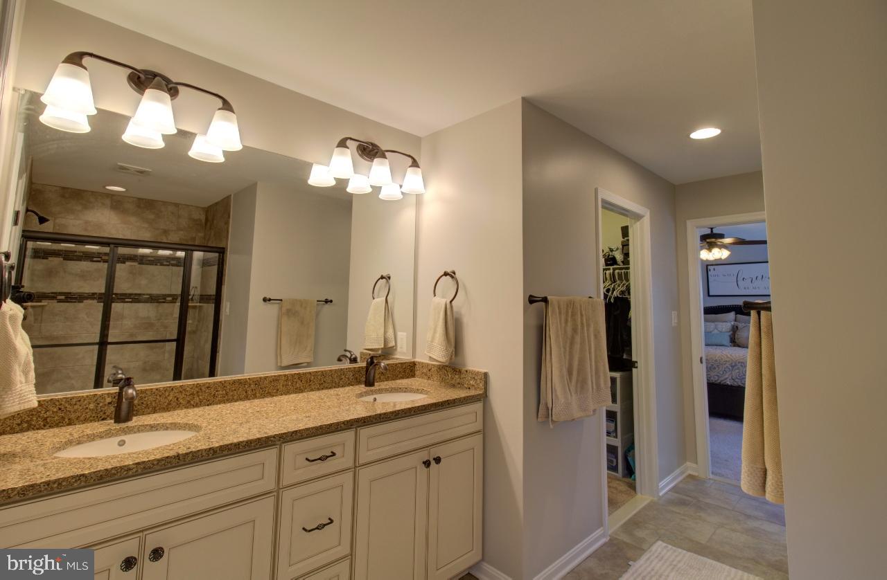 BLAKES LEGACY - Residential