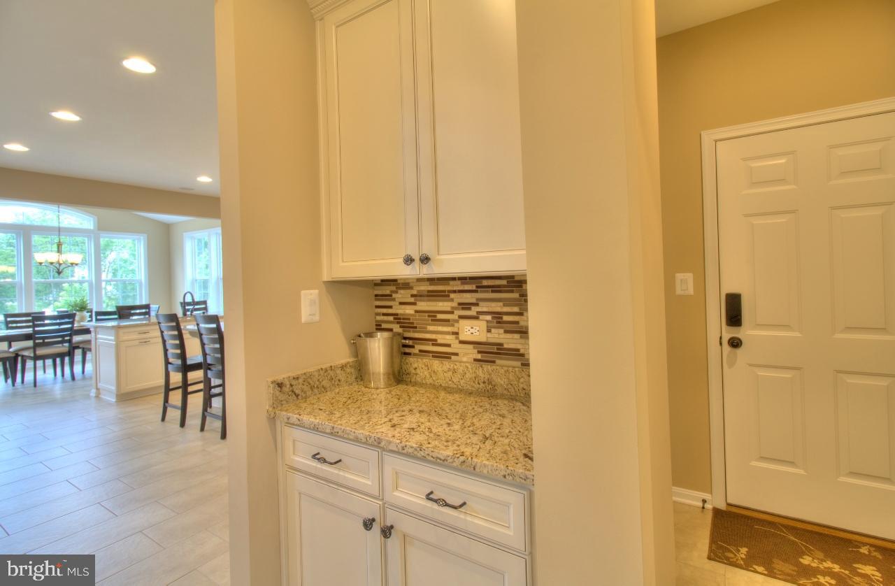 BLAKES LEGACY - Residential