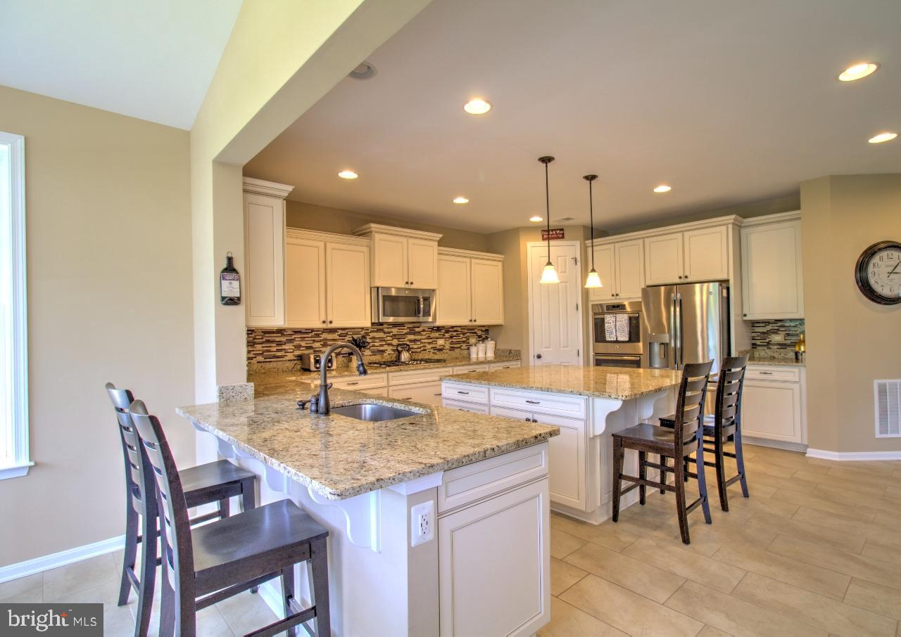 BLAKES LEGACY - Residential