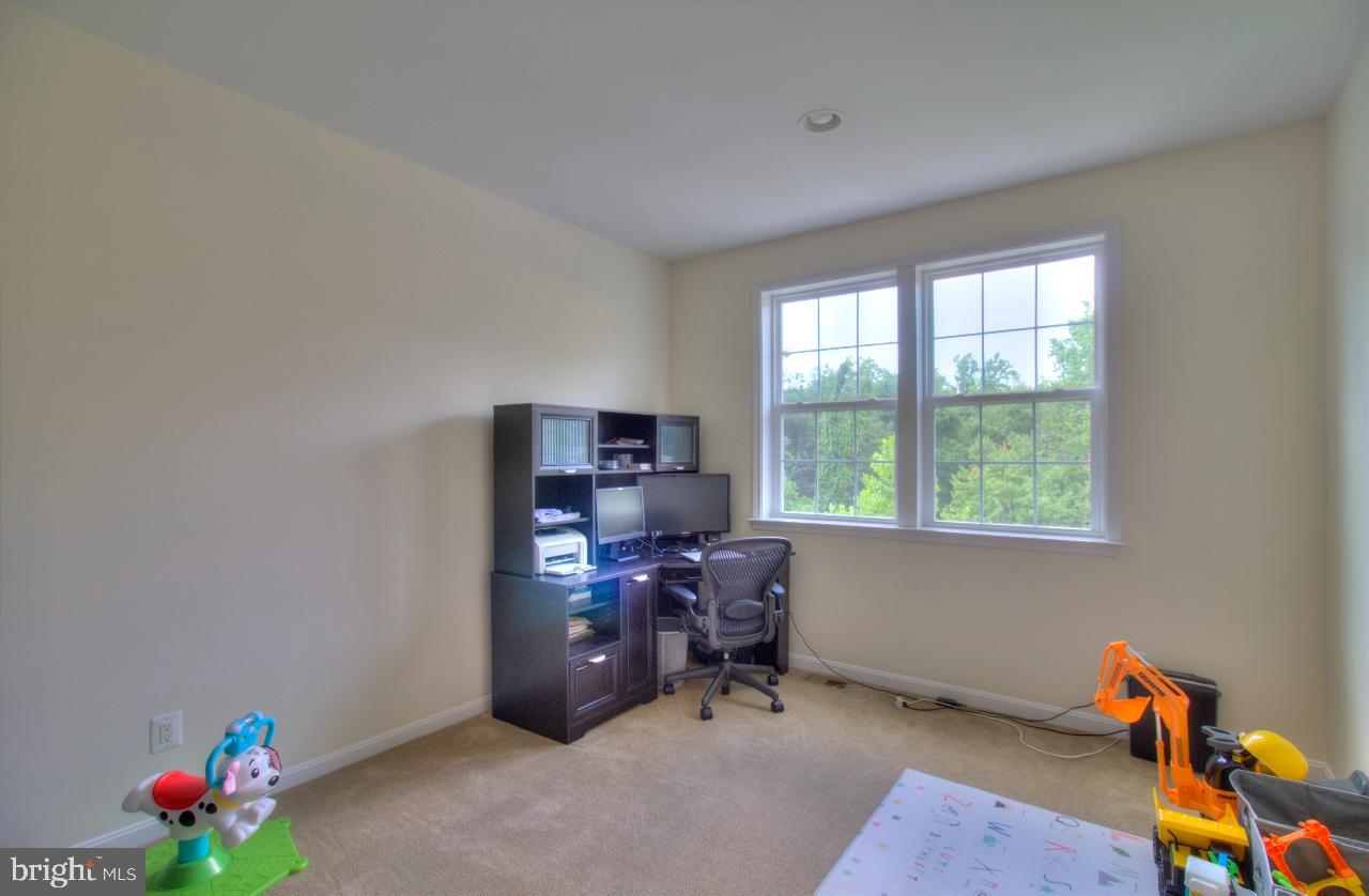 BLAKES LEGACY - Residential