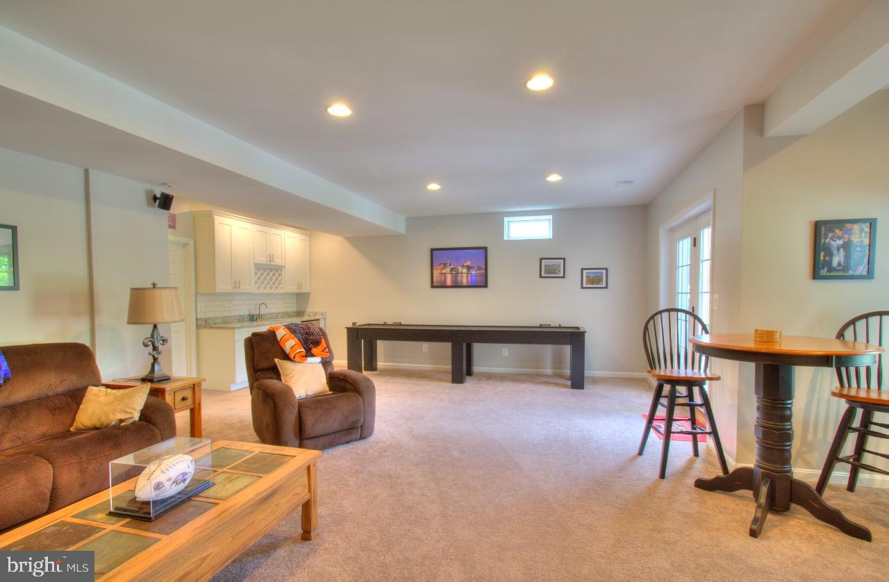 BLAKES LEGACY - Residential