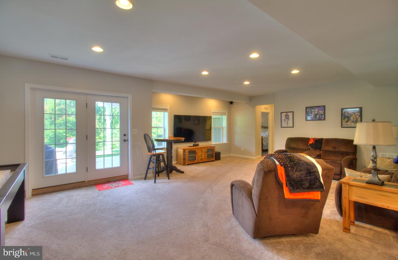 BLAKES LEGACY - Residential