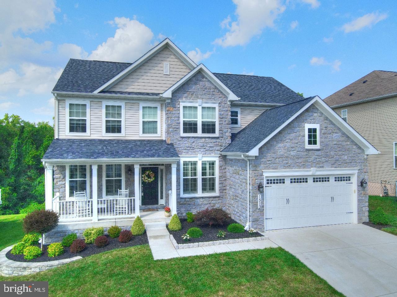 BLAKES LEGACY - Residential