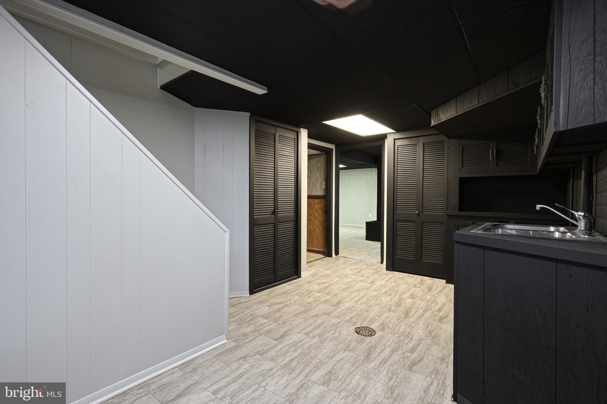 RED LION - Residential