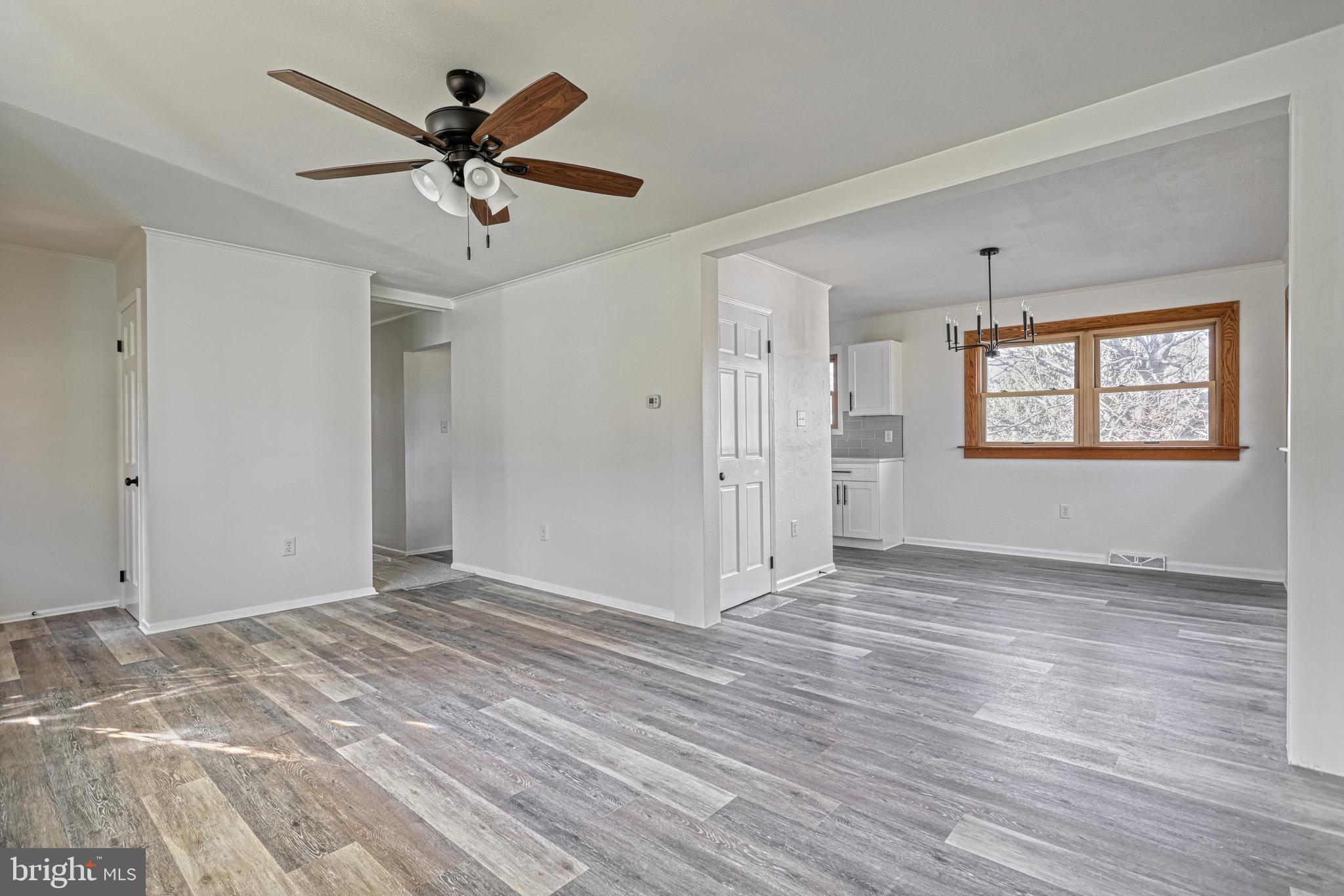 RED LION - Residential