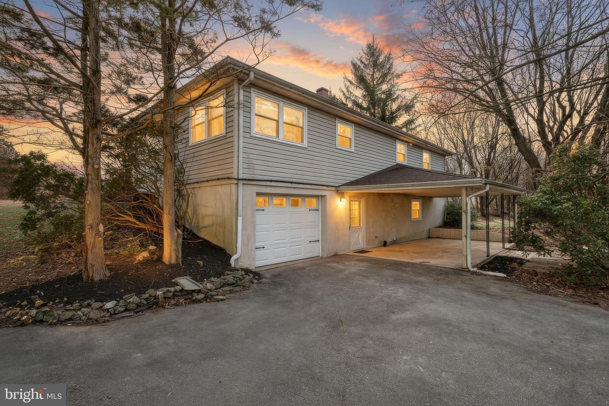 RED LION - Residential