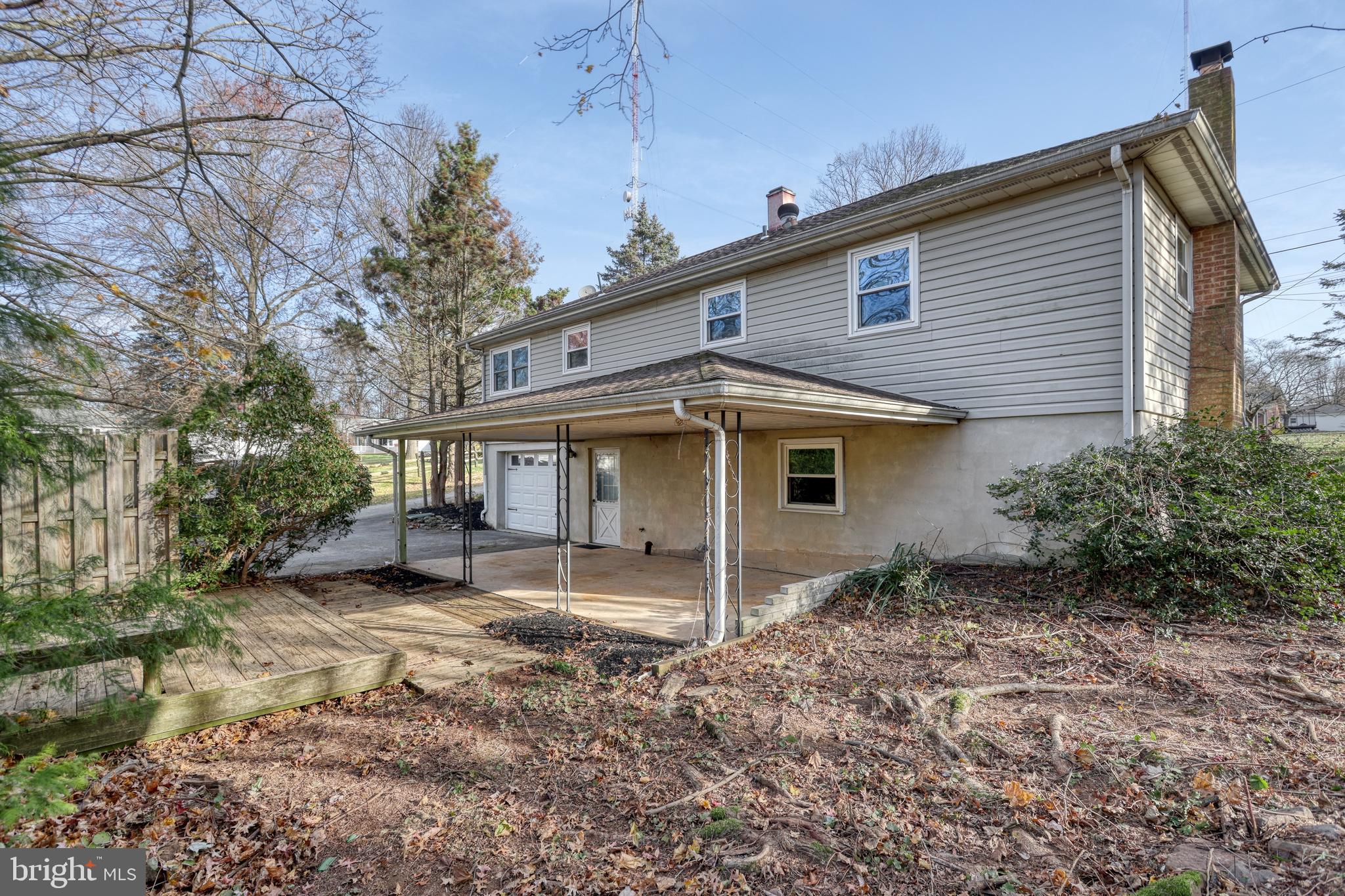 RED LION - Residential